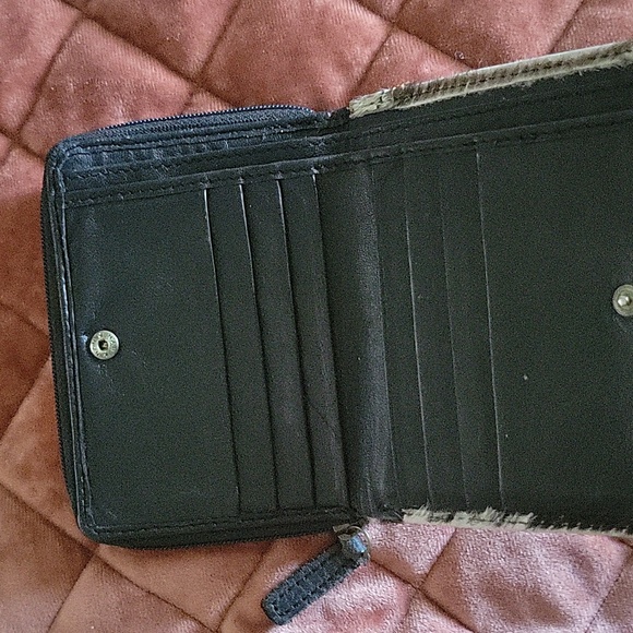 Wallet - Picture 2 of 4